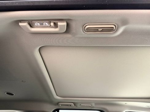Used 2019 Ford Expedition Platinum RWD image 38