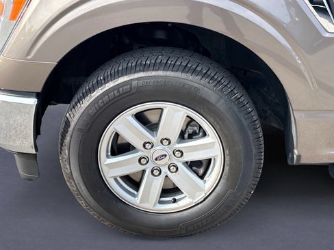 Used 2022 Ford F150 XLT w/ Equipment Group 301A Mid RWD image 6