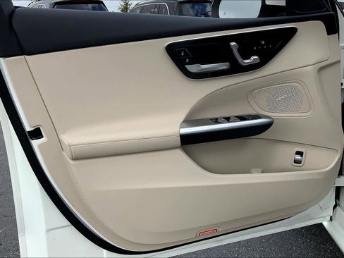 Certified 2023 Mercedes-Benz C 300 4MATIC Sedan image 21