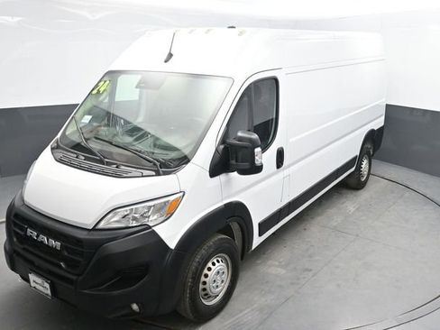 Used 2024 RAM ProMaster 2500 w/ Convenience Group FWD image 23