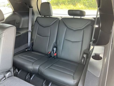 New 2025 Cadillac XT6 Luxury image 30