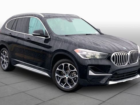 Used 2022 BMW X1 xDrive28i w/ Convenience Package AWD/4WD image 3