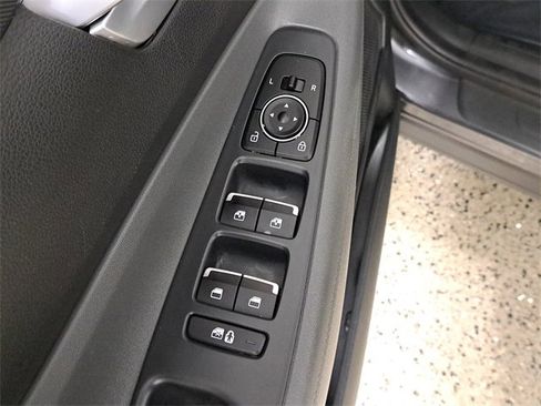 Used 2022 Hyundai Santa Fe SEL w/ Convenience Package image 22