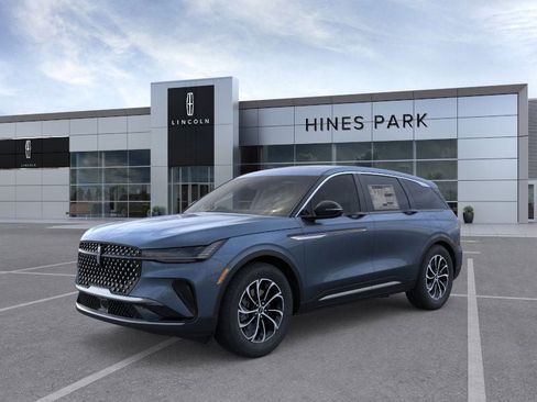 New 2025 Lincoln Nautilus Premier w/ Equipment Group 102A image 1