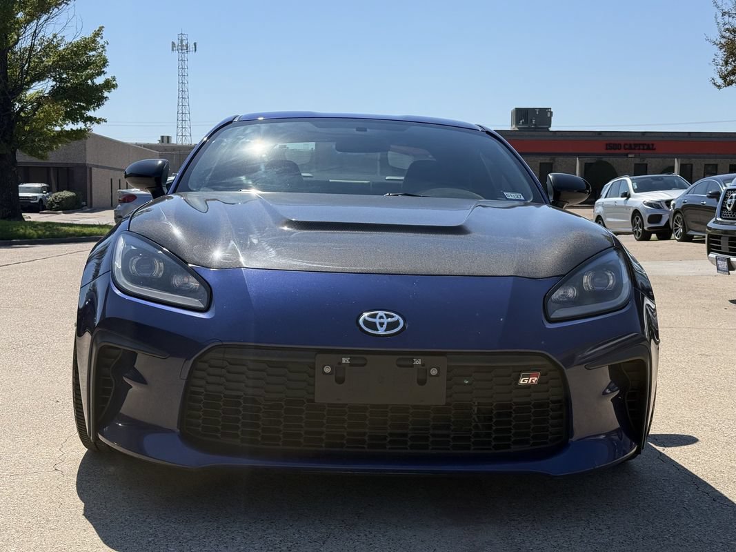 Used 2022 Toyota GR86 Premium w/ ALL Weather Mat Package (TMS) RWD image 2