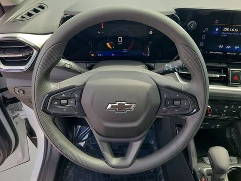 New 2026 Chevrolet TrailBlazer LT w/ Midnight Edition FWD image 24