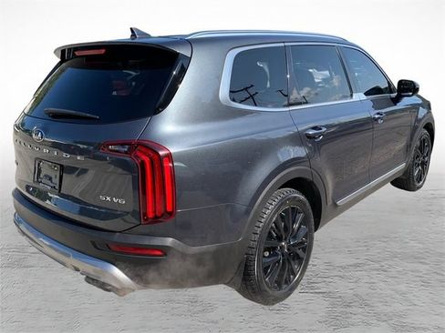 Used 2020 Kia Telluride SX w/ SX Prestige Package AWD/4WD image 3