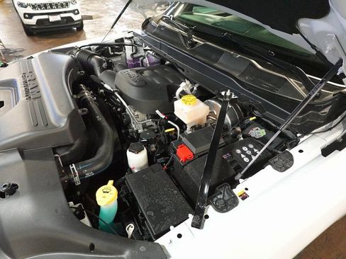 New 2026 RAM 2500 Tradesman w/ Bed Convenience Group image 28