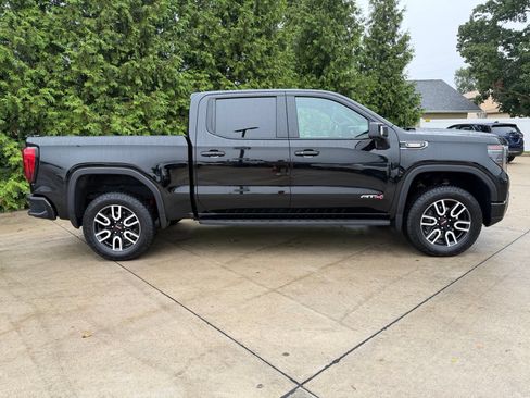 Used 2025 GMC Sierra 1500 AT4 AWD/4WD image 32