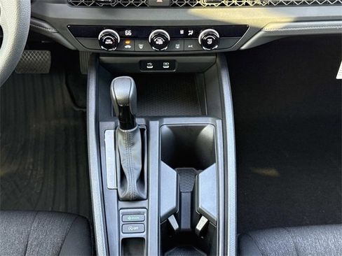 Used 2025 Honda Accord LX image 15