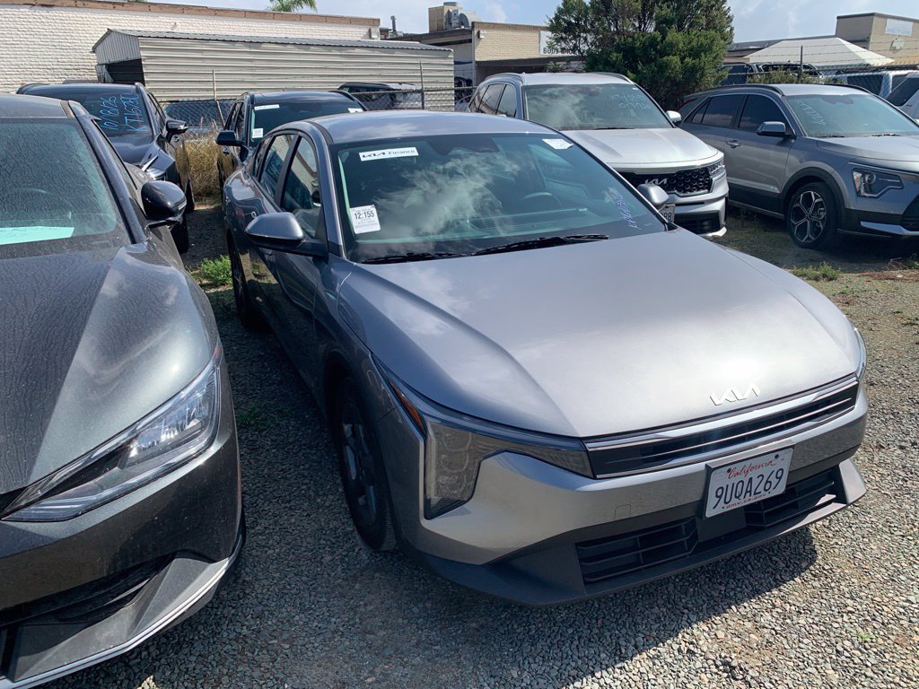 Used 2025 Kia K4 FWD image 4