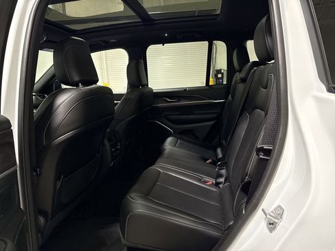 New 2025 Jeep Grand Cherokee Limited 4xe image 24