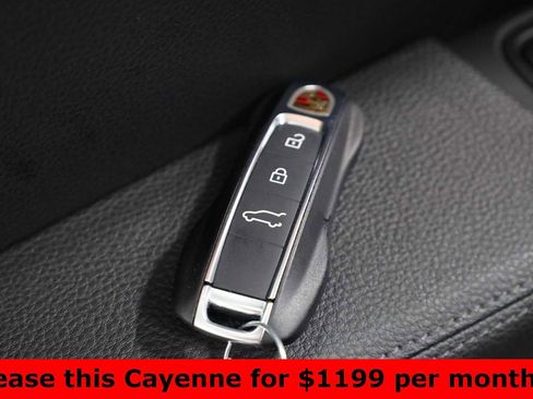 Certified 2024 Porsche Cayenne Coupe image 51