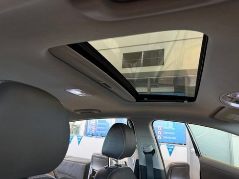 Used 2017 Hyundai Ioniq Limited FWD image 27