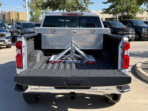 Used 2020 Chevrolet Silverado 2500 LTZ w/ LTZ Plus Package AWD/4WD image 34