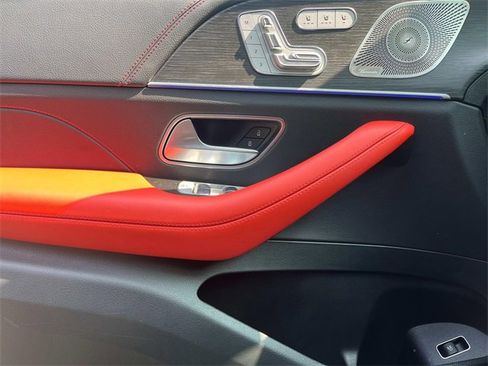 Used 2024 Mercedes-Benz GLE 53 AMG 4MATIC image 22