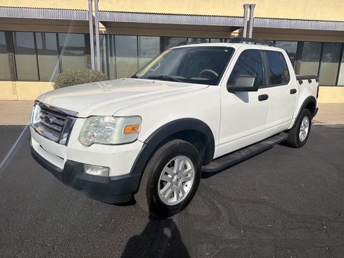 Used 2008 Ford Explorer Sport Trac XLT RWD image 2