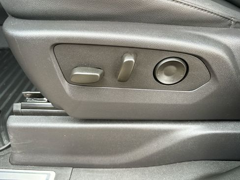 Used 2025 Chevrolet Silverado 1500 LTZ w/ LTZ Premium Package image 12