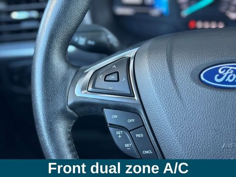 Used 2024 Ford Edge SEL image 10