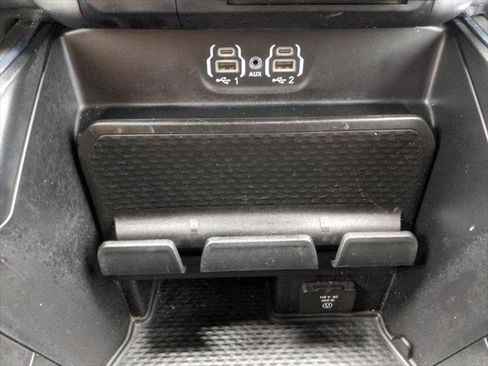 Certified 2024 RAM 1500 Laramie image 32