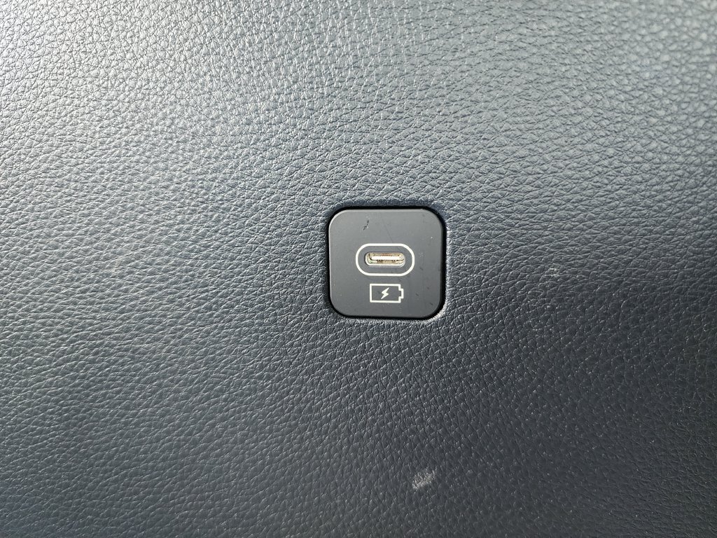 Certified 2025 Kia Carnival SX Prestige FWD image 17