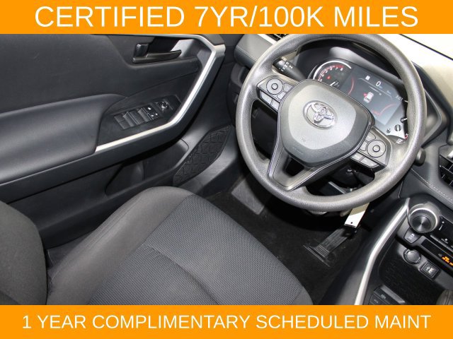 Used 2025 Toyota RAV4 LE FWD image 17