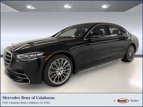New 2026 Mercedes-Benz S 580e 4MATIC Sedan image 1