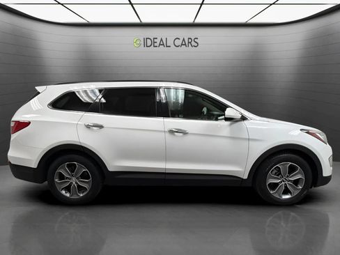 Used 2015 Hyundai Santa Fe GLS FWD image 4