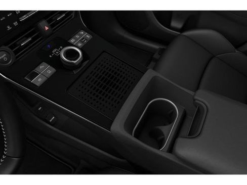 New 2025 Subaru Solterra image 21