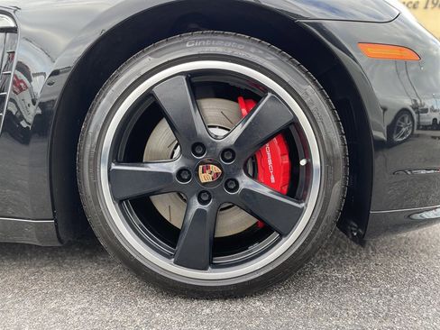 Used 2015 Porsche Panamera GTS image 38