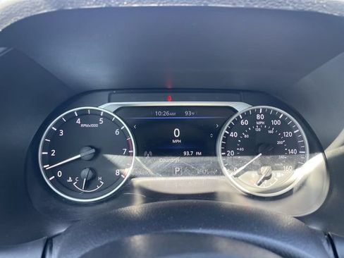 Used 2024 Nissan Sentra SV FWD image 11