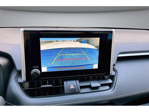 Used 2025 Toyota RAV4 XLE FWD image 26
