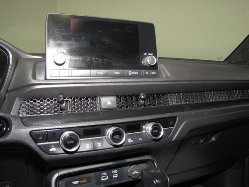 Used 2023 Honda CR-V Sport image 7