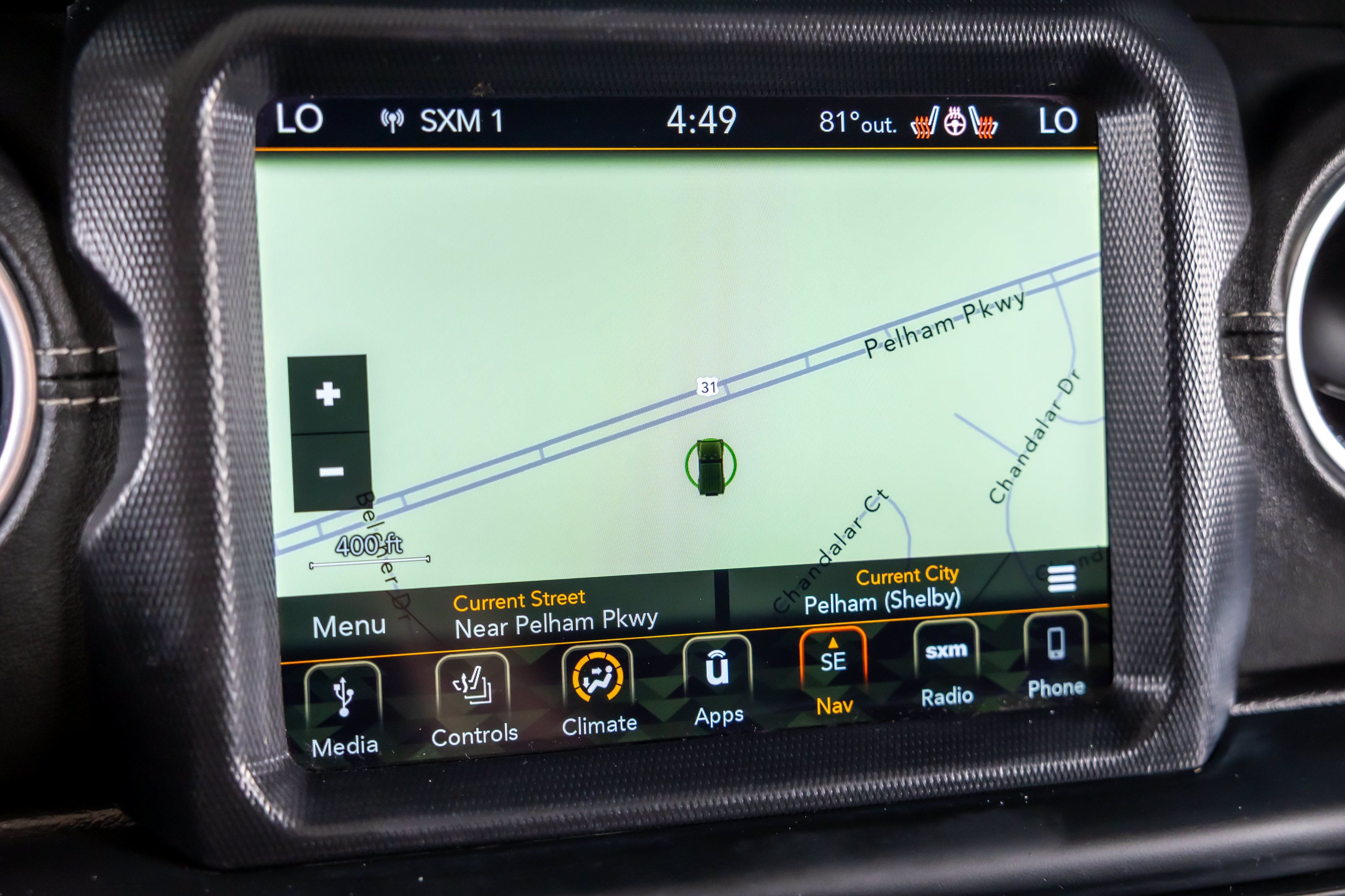 Used 2018 Jeep Wrangler Unlimited Sahara AWD/4WD image 12