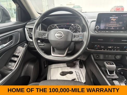 Used 2025 Nissan Rogue SV AWD/4WD image 14