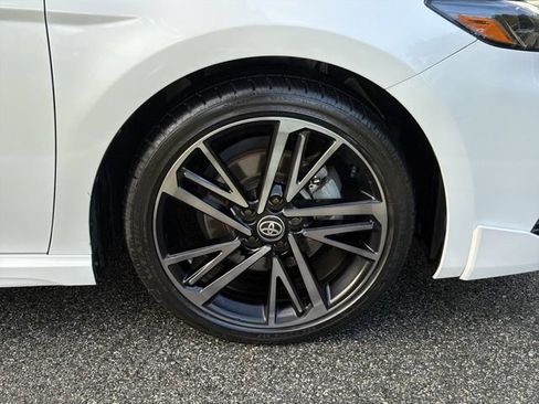 Used 2025 Toyota Camry XSE AWD/4WD image 13
