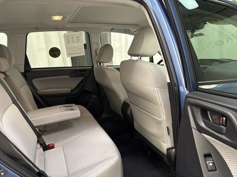 Used 2017 Subaru Forester 2.5i Premium image 29