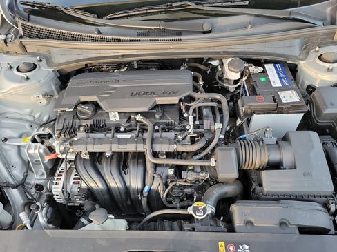 Certified 2022 Hyundai Elantra SEL w/ Convenience + Premium Package image 24