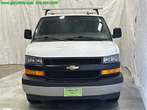 Used 2018 Chevrolet Express 2500 image 19