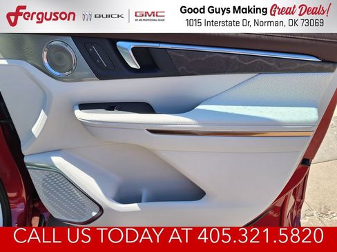 New 2026 Buick Enclave Avenir w/ Super Cruise Package AWD/4WD image 39
