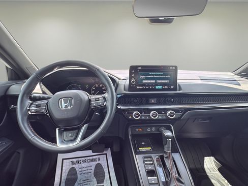 Used 2024 Honda CR-V Sport Touring image 10