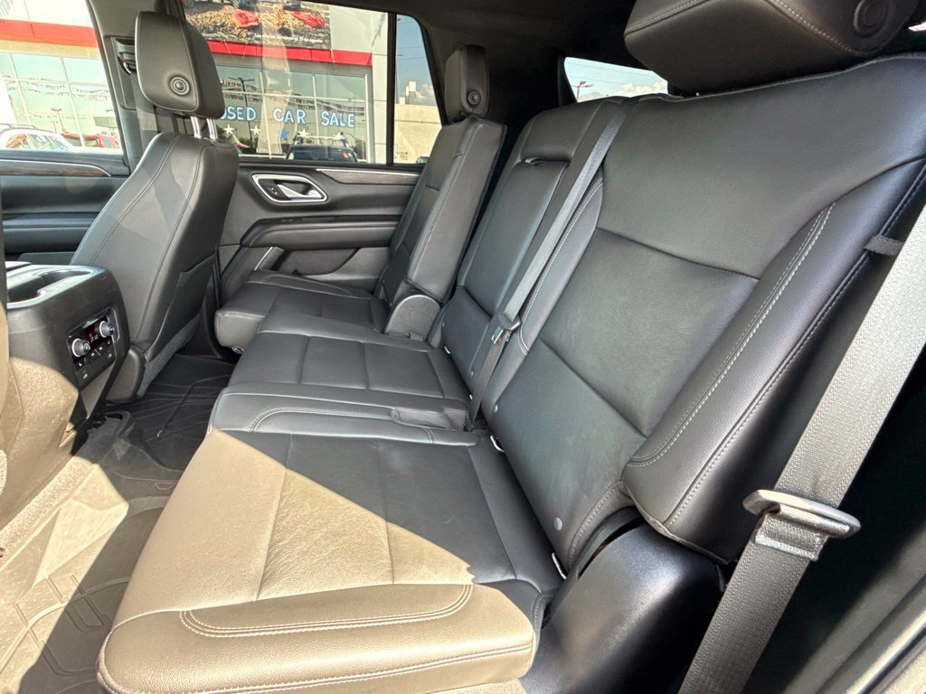 Used 2021 Chevrolet Tahoe Z71 w/ Z71 Signature Package AWD/4WD image 32