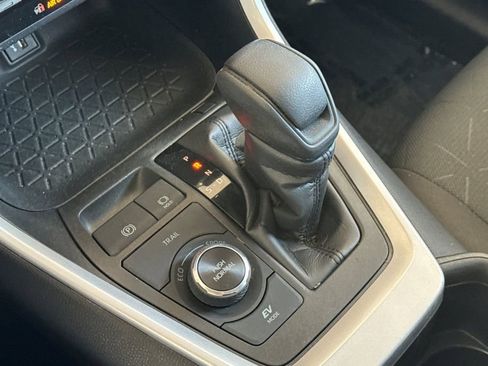 Used 2024 Toyota RAV4 XLE AWD/4WD image 25