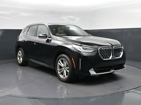 Certified 2025 BMW X3 xDrive30 w/ Convenience Package AWD/4WD image 9