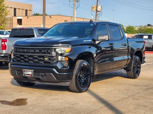 Used 2026 Chevrolet Silverado 1500 Custom RWD image 3