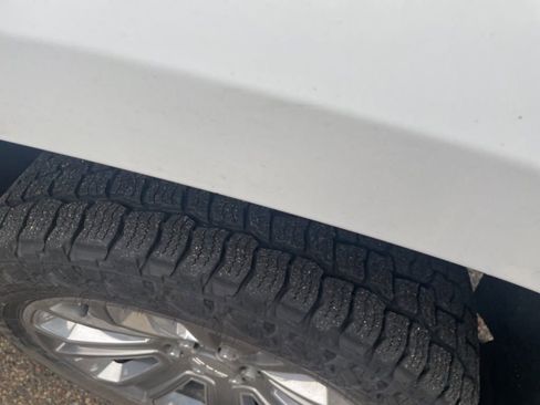 Used 2018 GMC Yukon Denali w/ Open Road Package image 9