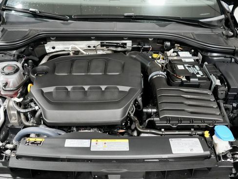 Used 2024 Volkswagen GTI Autobahn image 38