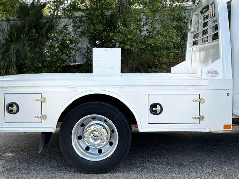 Used 2022 Ford F450 Lariat w/ Lariat Value Package image 4