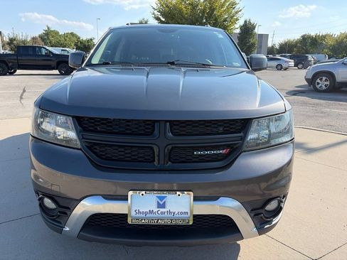 Used 2015 Dodge Journey Crossroad w/ Flexible Seating Group FWD image 3