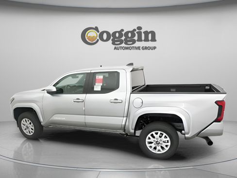 New 2026 Toyota Tacoma SR5 AWD/4WD image 9